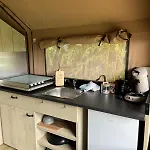 Romala's Glamping Hideaway *
